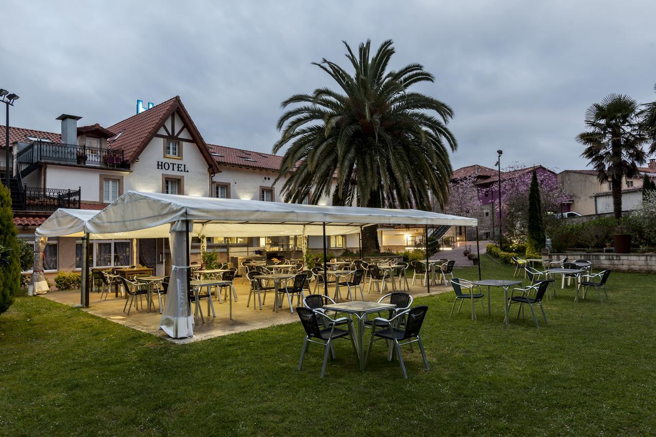 Hotel La Terraza De Puente Viesgo Exterior foto